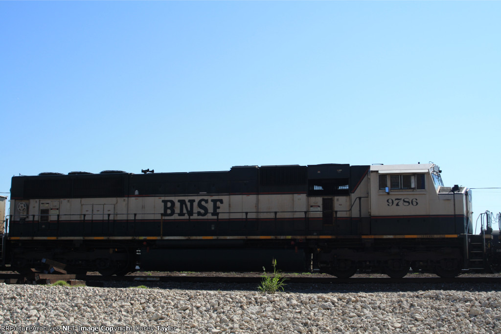 BNSF 9786